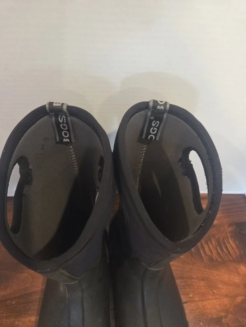 Bogs Youth Sz 6 Black Waterproof Insulated Rain Snow Boots Classic High